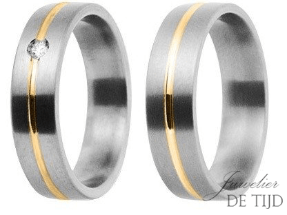 Dinkarville Invloedrijk In het algemeen Titanium relatieringen met 14 karaats goud 5mm en 6mm breed | Juwelier de  Tijd
