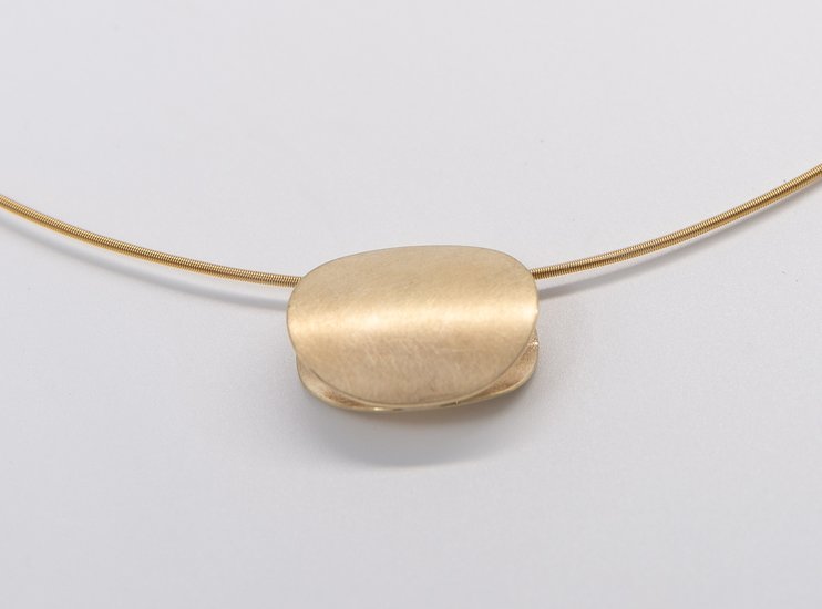 bovenstaand Necklet Scarp 14 karaats geel gouden hanger | Juwelier de Tijd