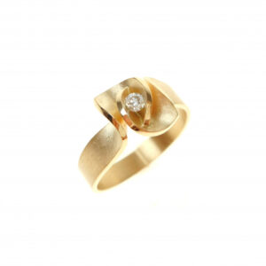 Geelgouden ring Blossom 0,07ct