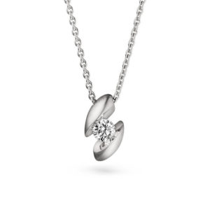 Design collier Calla met één briljant geslepen diamant