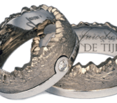 Wit gouden Trouwringen met briljant geslepen diamant