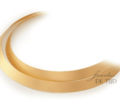 Gouden of platina Niessing spang collier Bow