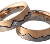 TrouwringenBi-color rosé/wit goud met briljant geslepen diamant