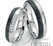 Platina met carbon Trouwringen en 7 briljant geslepen diamanten 5mm breed