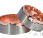 Bi-color rosé/wit gouden Trouwringen 8mm breed