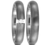 Titanium spanring set met briljant 0,05ct
