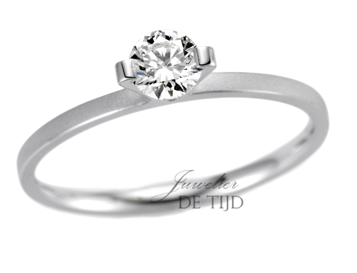 Princess verlovingsring Sherry met één briljant geslepen diamant