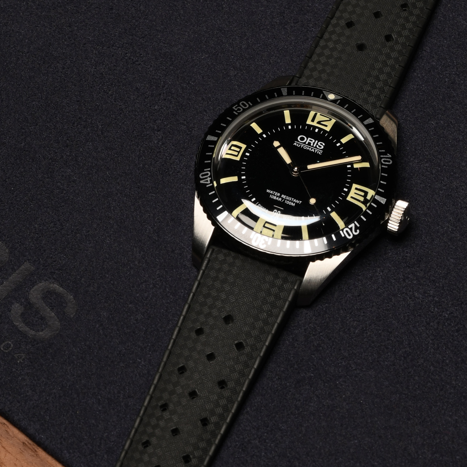 Oris Divers Sixty-five