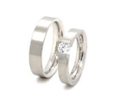 Platina spanring met diamant