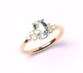 Geelgouden ring met aquamarijn en briljanten
