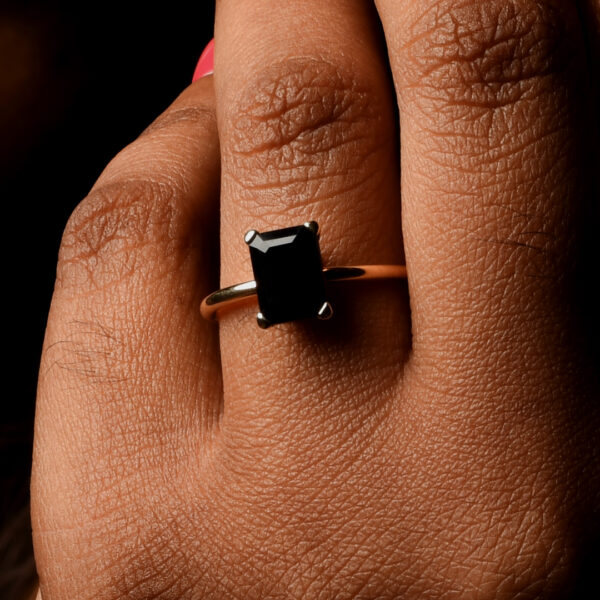 JRR0059G Geelgouden ring met onyx