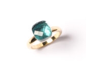 JRR0085G.01 Geelgouden ring met topaas
