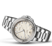 Oris Aquis Date 36.5 01 733 7792 4151 05P