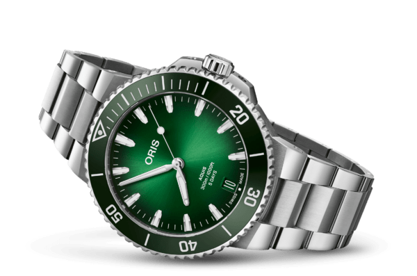 Oris Aquis Date 43.5 Calibre 400 01 400 7790 4157 02PEB