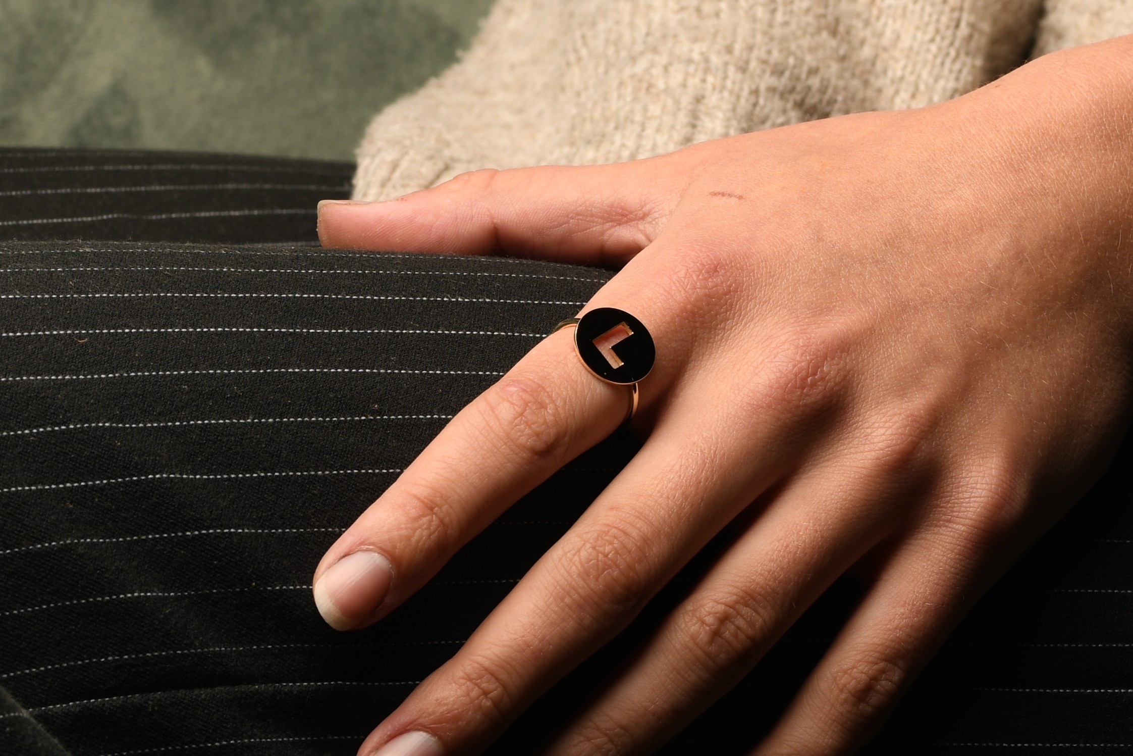 Gouden initiaal ring