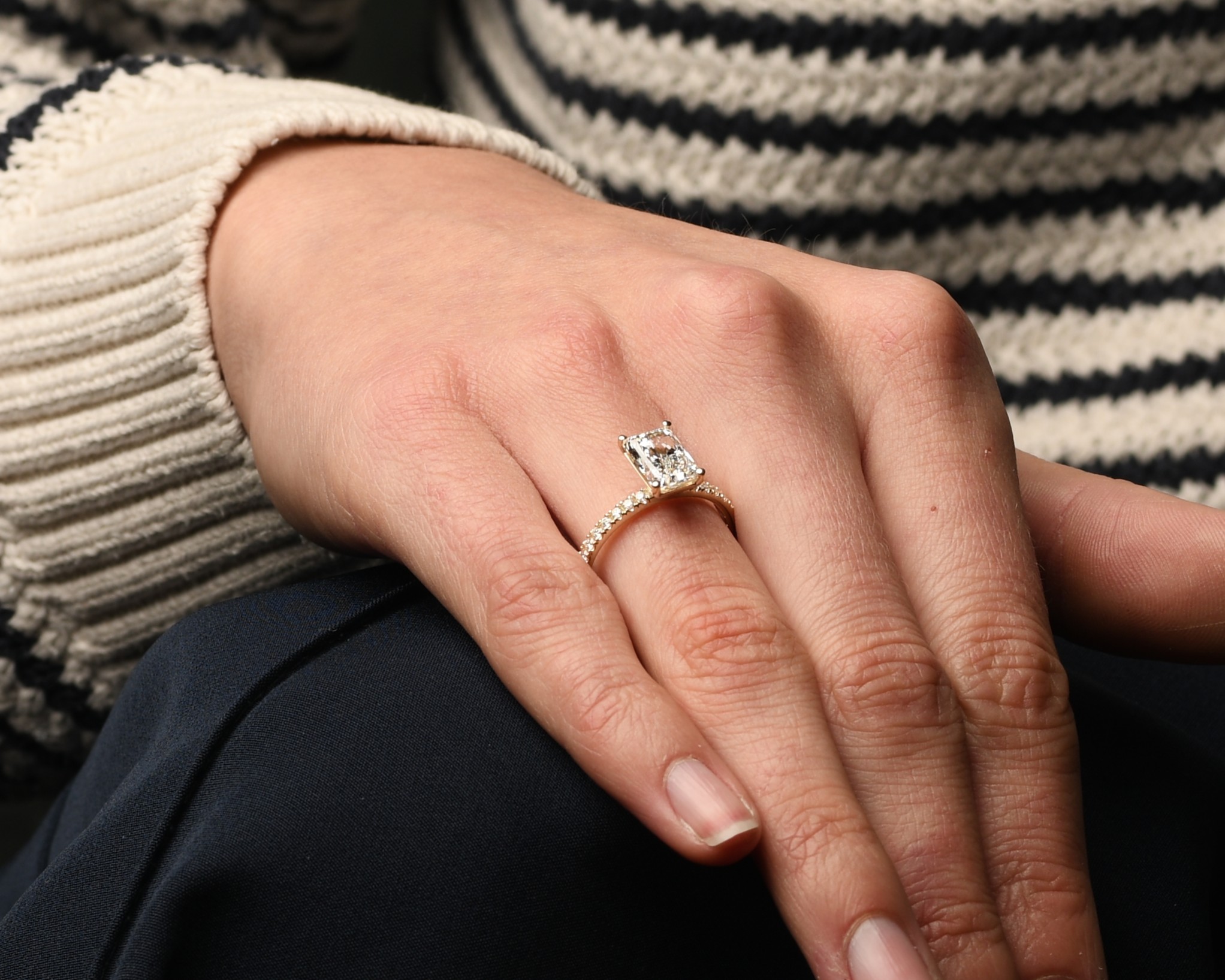 Gouden ring Elyndra radiant diamant 2ct