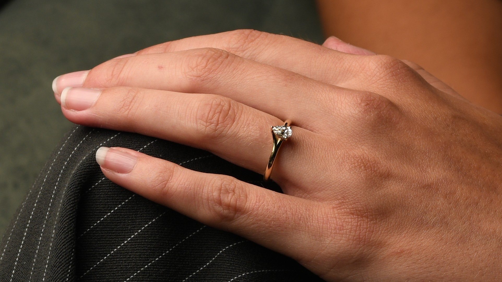 Gouden ring Fleur peer